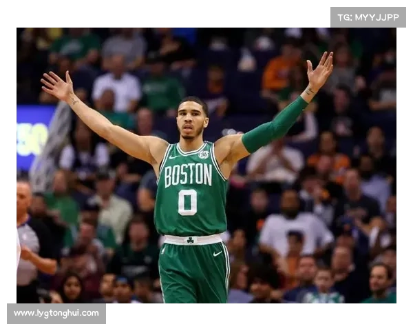 如何激发塔图姆在比赛中展现更强侵略性提升进攻效率